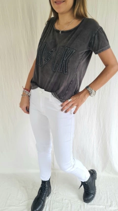 Remera ROCK IT