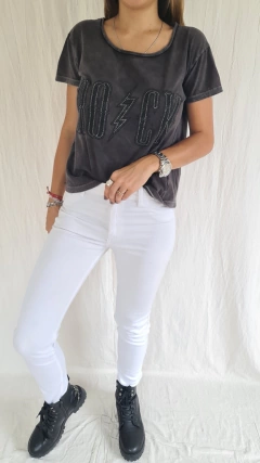 Remera ROCK IT - comprar online