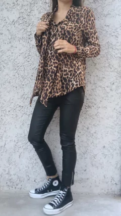 Camisa LEO