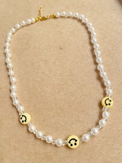 colar smile com pérolas - comprar online