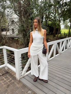 Pantalón liviano con pañuelo agregado con flecos - comprar online