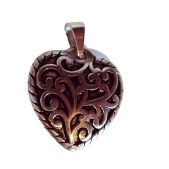 Dije Corazon Esmaltado Negro Acero Quirúrgico