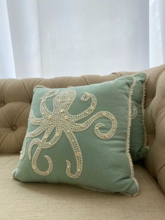 ALMOHADON BORDADO MIAMI