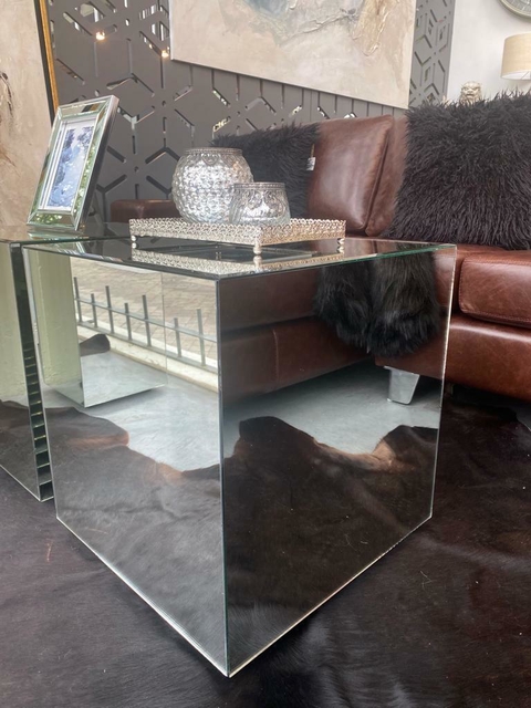 CUBO ESPEJADO