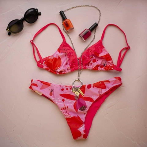 BIKINI TRIANGULITO CALADO