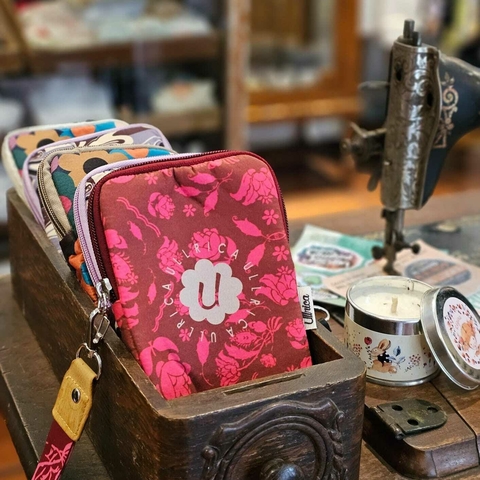 Funda con llavero - comprar online