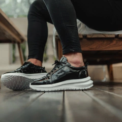 Sneakers Charol Negro on internet