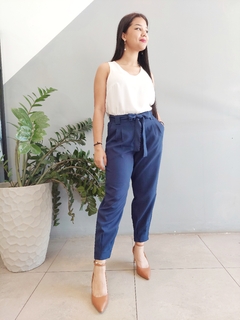 Calça Punho Cinto Brenda na internet