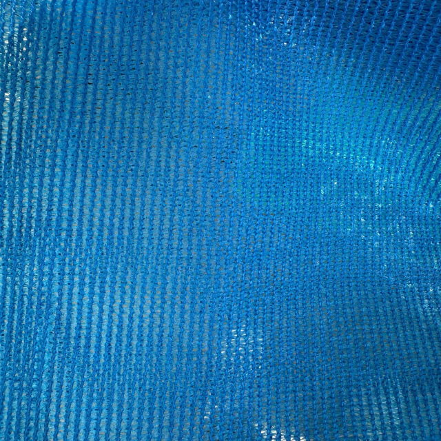 Mediasombra al 90% de 4 m de ancho en internet