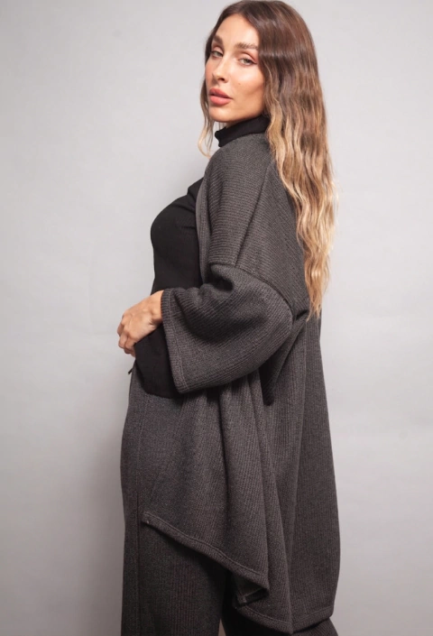 Imagen de PONCHO SACON TEJIDO NEGRO - ART 564