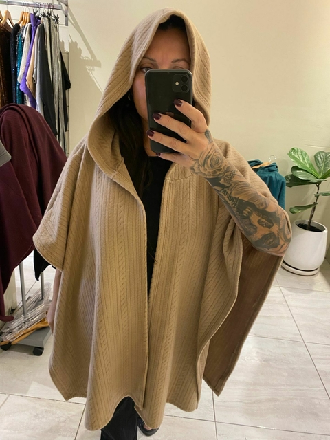 PONCHO CARMELO ARENA - ART 562