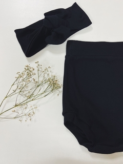 Imagem do Pronta entrega - Shorts Hotpant com turbante canelado liso basics preto