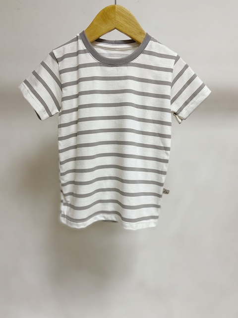 Pronta entrega - Camiseta Kids Manga curta listra cinza pedra