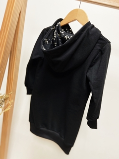 Pronta entrega - Vestido moletinho kids com capuz estampado floral liberty estampa escrita NO RAIN, NO FLOWERS