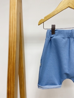 Pronta entrega - Bermuda Saruel Kids Bolso Canguru denim - loja online