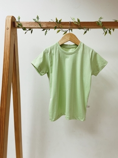 Pronta entrega - Camiseta manga curta lisa verde fabula - You Boy Kids
