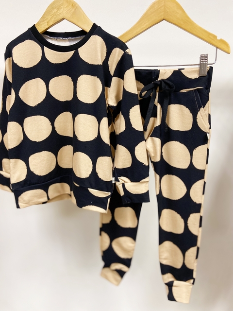 Pronta entrega - Conjunto kids Calça Jogger + casaco BOLAS - comprar online