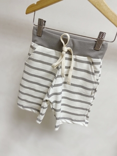 Pronta entrega - Bermuda Jogger kids listra cinza pedra na internet