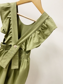 Pronta entrega - Vestido babado costas liso oliva botão em madeira na internet