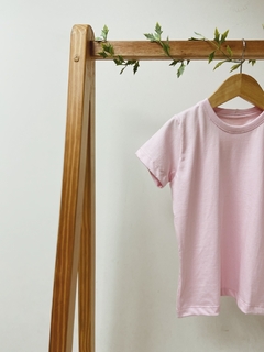 Pronta entrega - Camiseta manga curta lisa rosa claro - comprar online