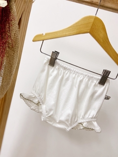 Pronta entrega - Bloomer liso com babado Off detalhe em picueta oliva na internet