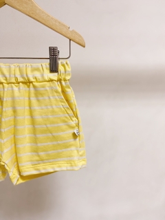 Pronta entrega - shorts bolso lateral yellow Stripes - comprar online