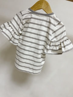 Pronta entrega - blusa manga curta com babado listra cinza pedra - loja online