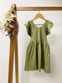 Pronta entrega - Vestido babado costas liso oliva botão em madeira na internet