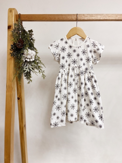 Pronta entrega - Vestido Mullet babado off flocos de neve preto botão pérola