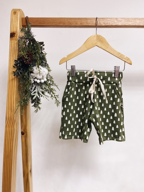 Pronta entrega - Bermuda Jogger kids canelado verde cactus pinheirinhos off