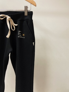 Pronta entrega - Conjunto moletom oversized + calça jogger peluciado medio preto you are my sunshine