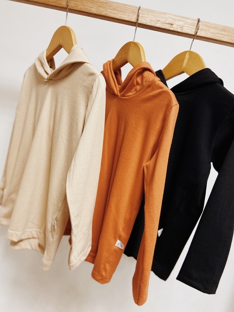 Pronta entrega - Camiseta manga longa com capuz liso basics