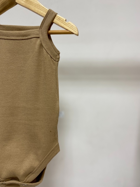 Pronta entrega - Body regata canelado avelã