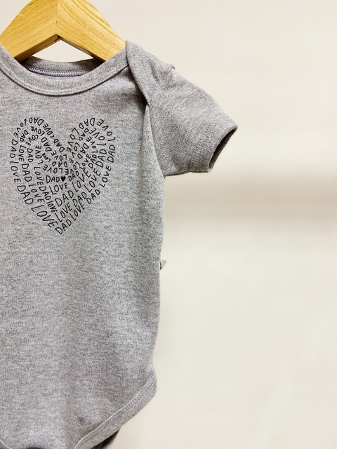 Pronta entrega - Body LOVE DAD cinza mescla