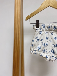 Shorts kids cintura alta Moletinho estampado floral azul denim - comprar online