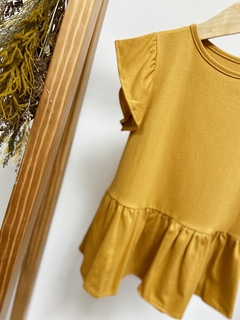 PRONTA ENTREGA - Bata babado liso basics branca mostarda na internet