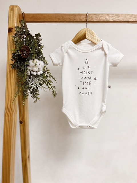 Pronta entrega - Body manga curta off it’s the most wonderful time off the year em preto