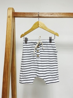 Pronta entrega - Bermuda Saruel botões em madeira listras na internet