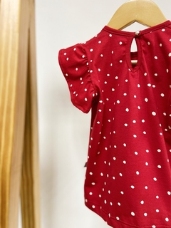 Pronta entrega - Blusa Kids manga babado estampado vermelho bolinhas off botão em pérola - You Boy Kids