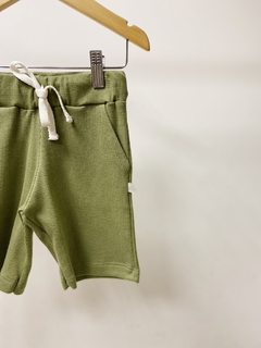 Pronta entrega - Bermuda jogger kids block oliva - You Boy Kids