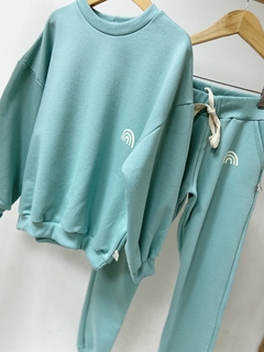 Pronta entrega - Conjunto moletom oversized + calça jogger peluciado medio mint RAINBOW em relevo na internet