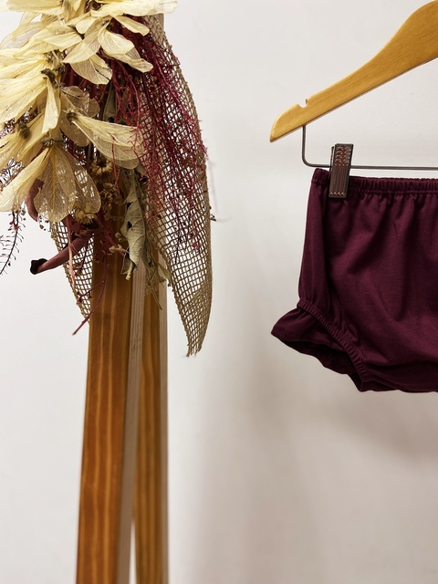 Pronta entrega - Bloomer liso com babado vinho