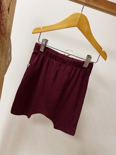 Pronta entrega - Bermuda saruel baby com botões canelado vinho - loja online