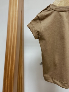 Pronta Entrega - Camiseta baby manga curta avelã FEELING GOOD - loja online