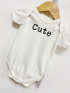Pronta entrega - Body manga curta off CUTE - comprar online