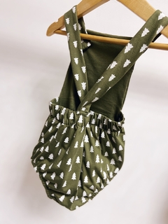 Pronta entrega - Romper baby verde cactus com botões pinheirinhos off