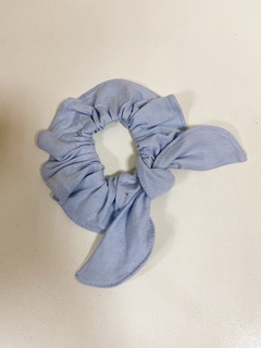 Pronta entrega - Scrunchie laço Aqua - comprar online