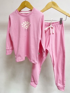 Pronta Entrega - Pijaminha longo tutti-frutti ovelhinha corações brilha no escuro - You Boy Kids