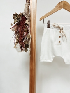 Pronta Entrega - Bermuda saruel Kids com botões canelado Off - comprar online