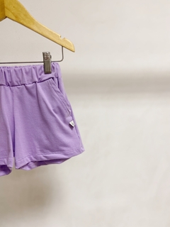 Pronta entrega - Shorts bolso lateral Lilac - comprar online
